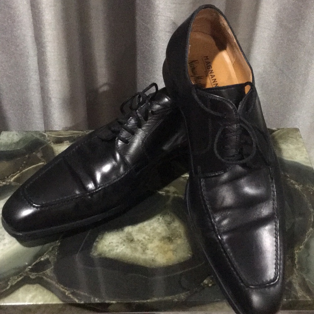 Men’s Magnanni shoes